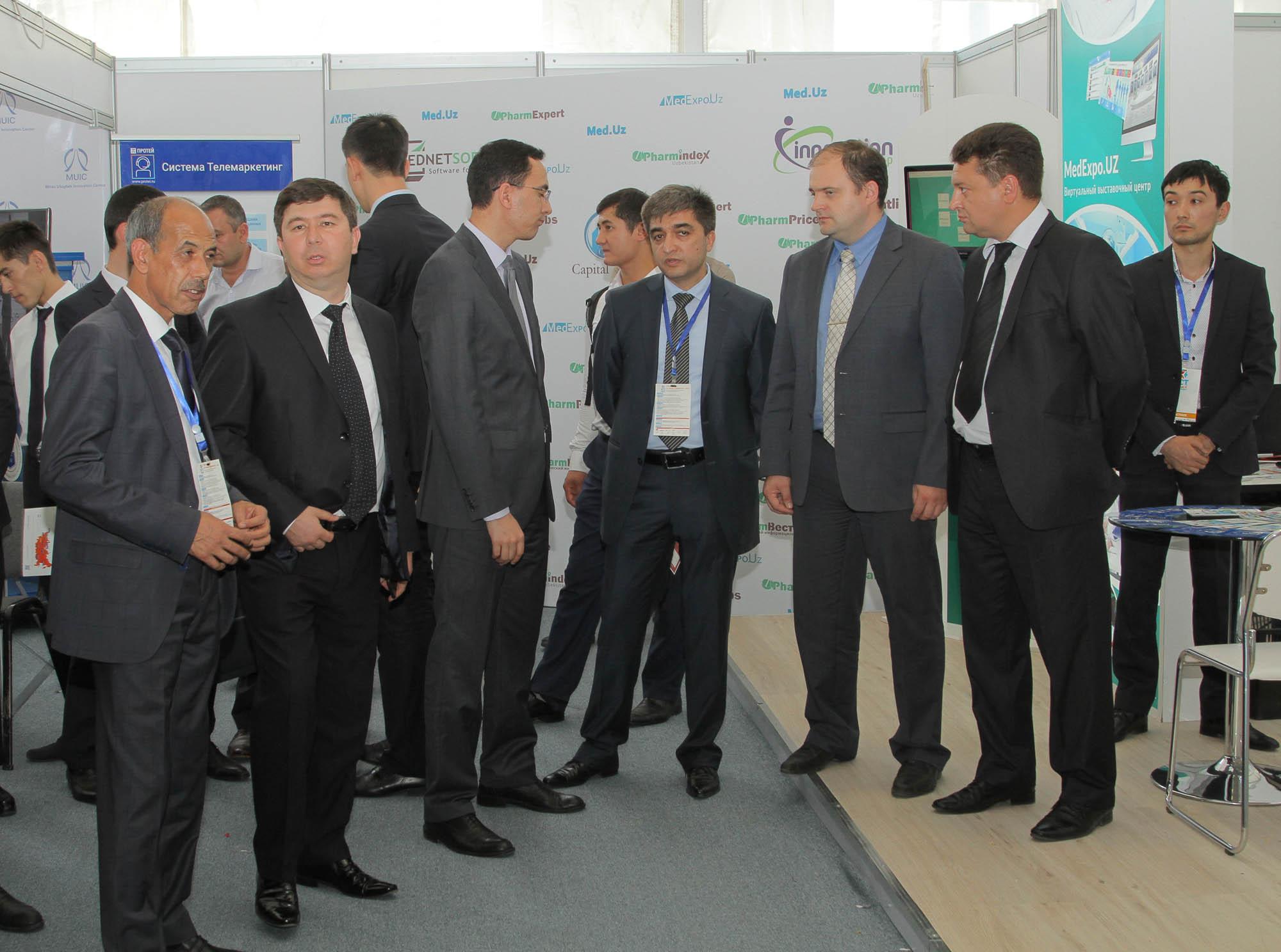 AKT haftaligi ko'rgazmasi